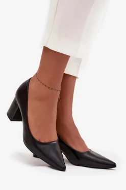 Czółenka Na Słupkowym Obcasie Ze Szpiczastymi Noskami Czarne Ryvessa