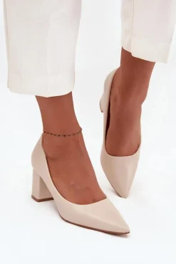 Czółenka Na Słupkowym Obcasie Ze Szpiczastymi Noskami Jasnobeżowe Ryvessa