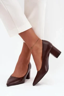 Czółenka Na Słupkowym Obcasie Ze Szpiczastymi Noskami Czekoladowe Ryvessa