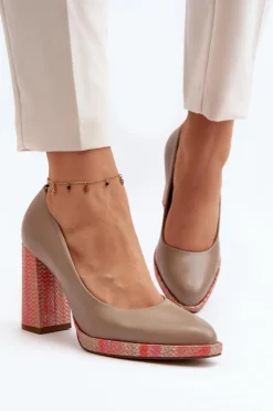 Czółenka Na Słupku Laura Messi 2746 Beżowe