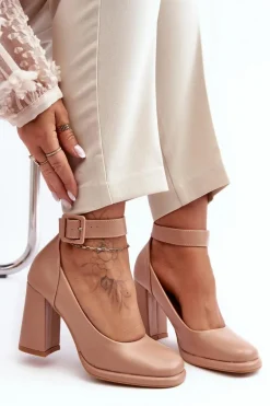 Czółenka Na Słupku Z Klamrą Beżowe Idovana