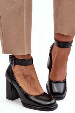 Czółenka Na Słupku Z Klamrą Czarne Idovana