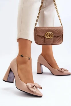 Czółenka Na Słupku Z Kokardą Beżowe Ariemessa