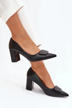 Czółenka Na Słupku Z Ozdobą Czarne Celira