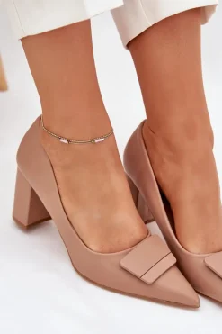 Czółenka Na Słupku Z Ozdobą Ciemnobeżowe Celira