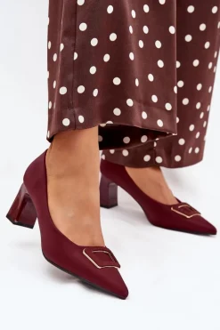 Czółenka Na Słupku Z Ozdobną Klamrą Bordowe Seriva