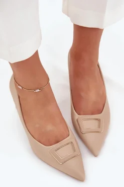 Czółenka Na Słupku Z Ozdobną Klamrą Nude Seriva