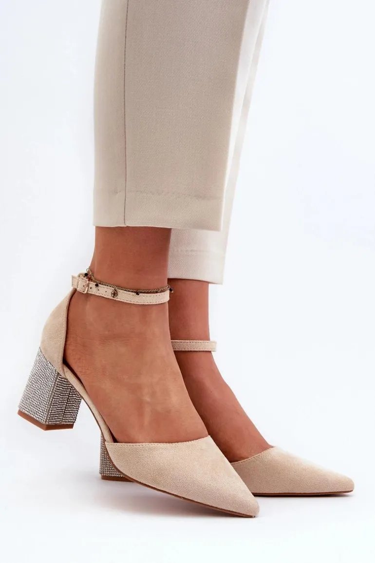 Czółenka z Eko Zamszu Na Zdobionym Słupku Beżowe Anlitela