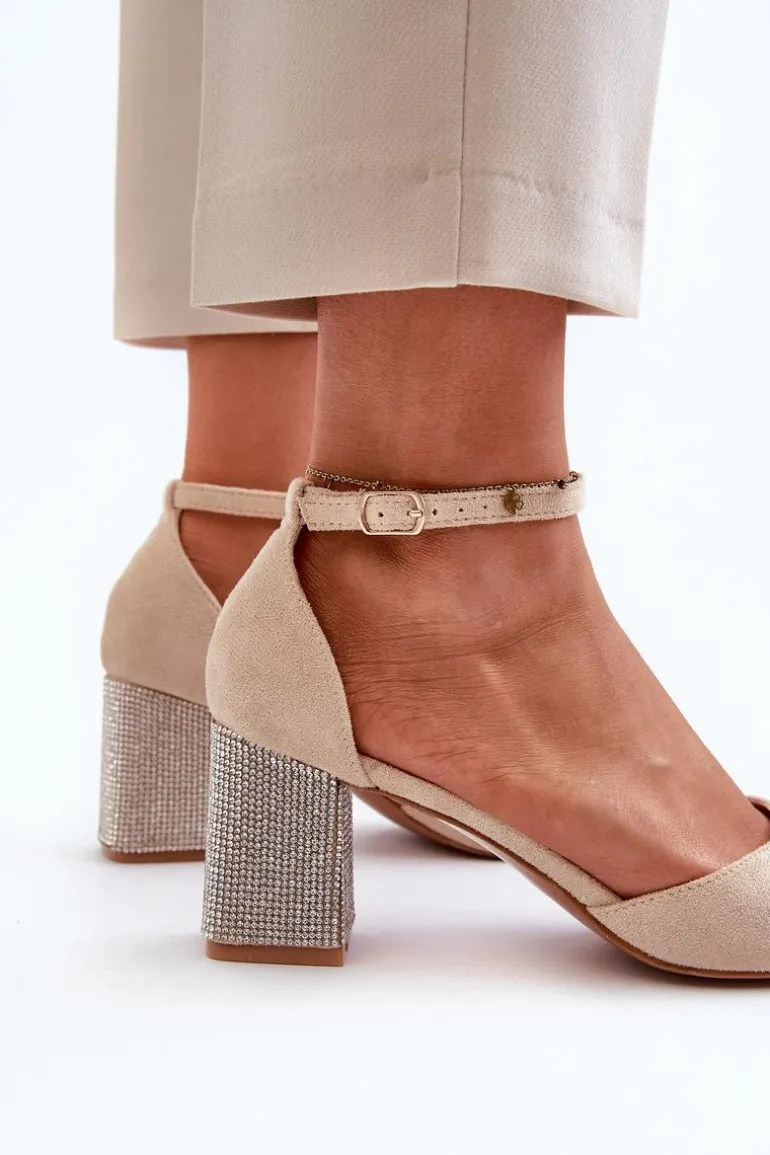 Czółenka z Eko Zamszu Na Zdobionym Słupku Beżowe Anlitela