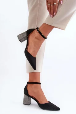 Czółenka z Eko Zamszu Na Zdobionym Słupku Czarne Anlitela