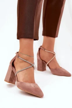 Czółenka Ze Szpiczastymi Noskami I Zdobionymi Paseczkami Na Słupku Ciemnobeżowe Verithas