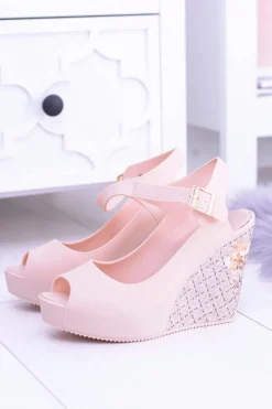 Damskie Beżowe Sandały Na Koturnie Nemesis