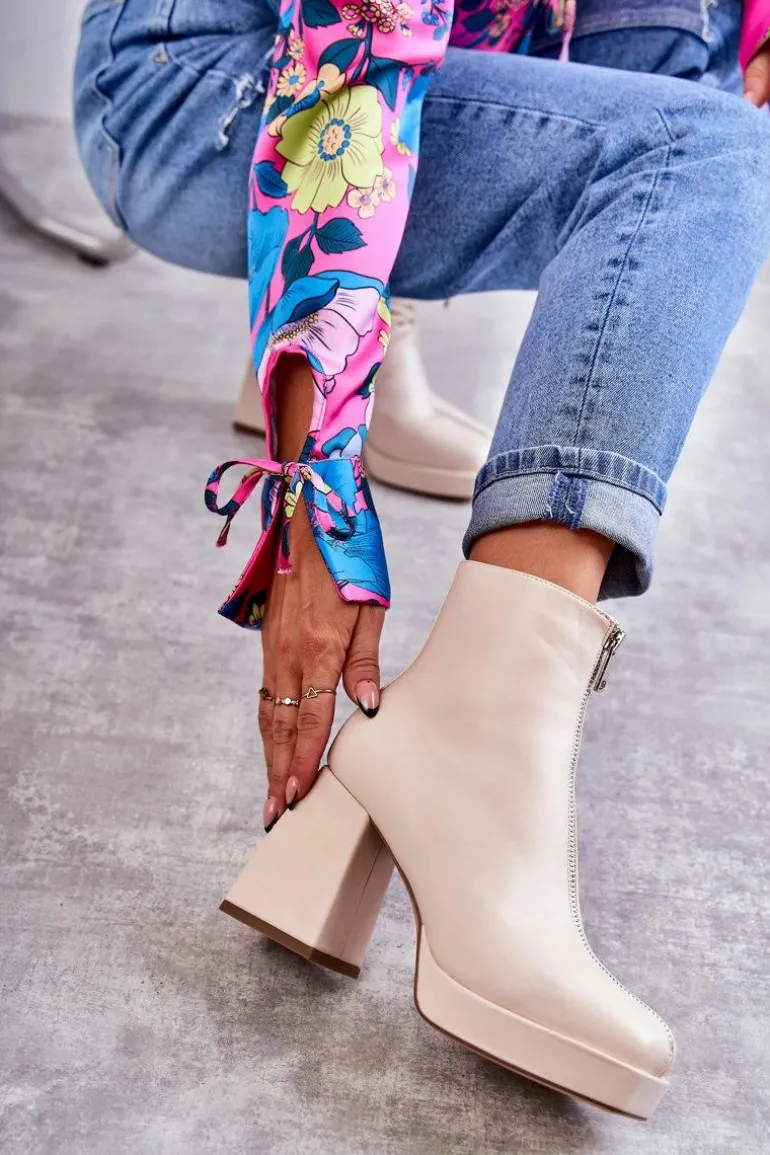 Damskie Botki Na Masywnym Obcasie Z Suwakiem Beżowe Carrera