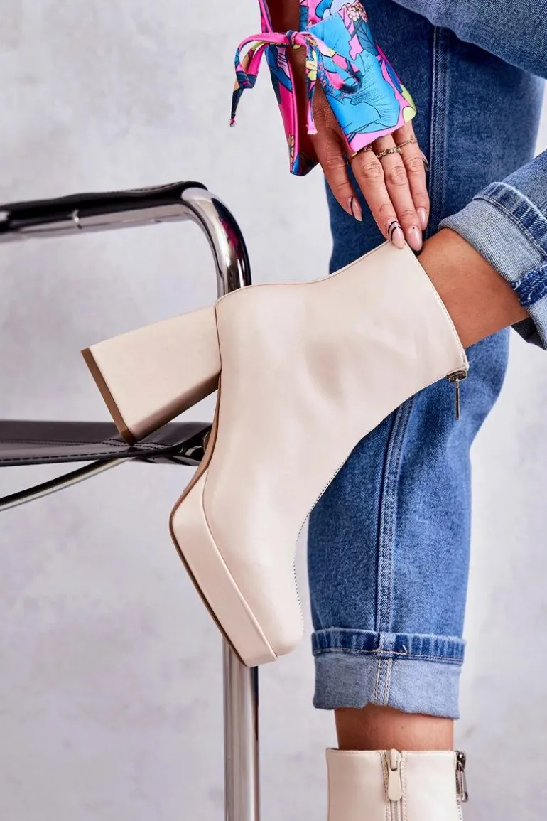 Damskie Botki Na Masywnym Obcasie Z Suwakiem Beżowe Carrera