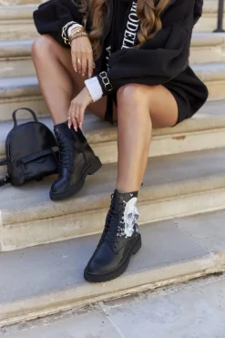 Damskie Botki Trapery z Printem GOE II2N4045 Czarne