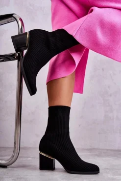 Damskie Botki Z Elastyczną Skarpetą Czarne Carmon