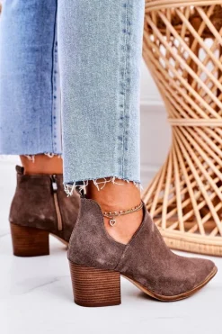 Damskie Botki Z Wycięciem Na Słupku Zamszowe Brązowe Lawrence