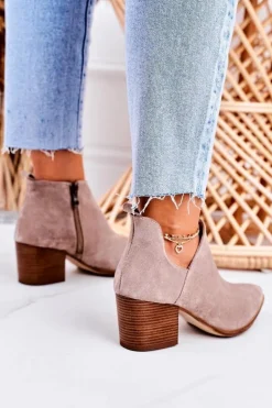 Damskie Botki Z Wycięciem Na Słupku Zamszowe Cappuccino Lawrence