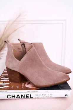 Damskie Botki Z Wycięciem Na Słupku Zamszowe Cappuccino Lawrence