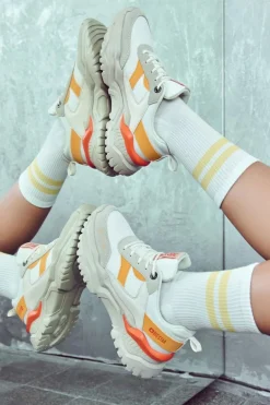 Damskie Buty Sportowe Big Star JJ274A411 Biało-Beżowe