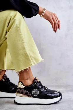 Damskie Buty Sportowe Na Koturnie GOE KK2N4085 Czarne