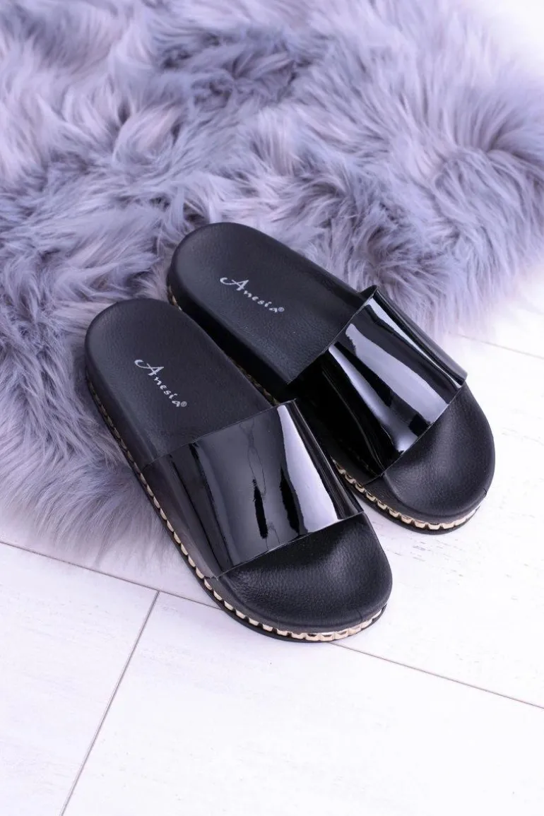 Damskie Czarne Klapki z Dżetami Mirock