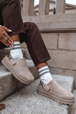 Damskie Kapcie Ocieplane Futerkiem Na Platformie Beżowe Azida