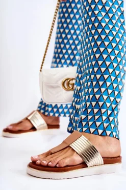 Damskie Klapki Japonki Na Platformie Beżowo-Złote Morissa