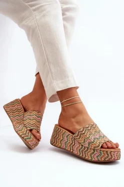 Damskie Klapki Na Koturnie Beżowe Vanarila