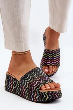 Damskie Klapki Na Koturnie Czarne Vanarila