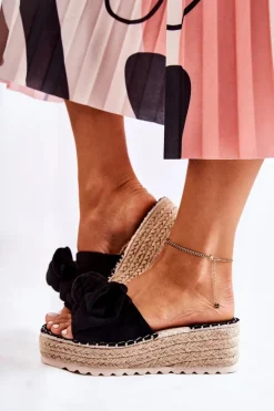 Damskie Klapki Na Koturnie Z Kokardą Czarne Tayla