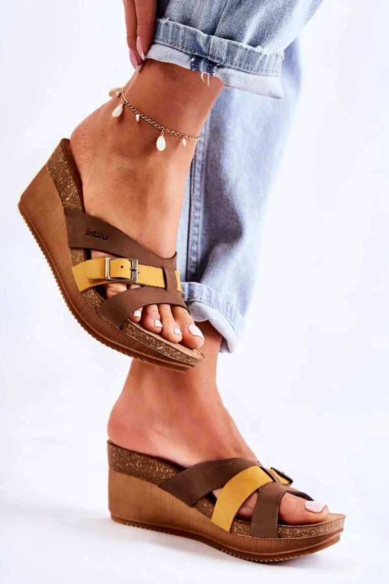 Damskie Klapki Na Koturnie Inblu EN000024 Brązowo-Żółte