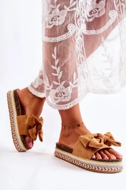 Damskie Klapki Na Masywnej Platformie Z Kokardą Camel Macardi