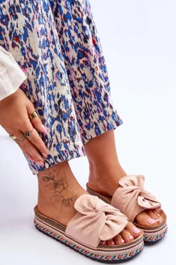 Damskie Klapki Na Masywnej Platformie Jasnoróżowe Terisa