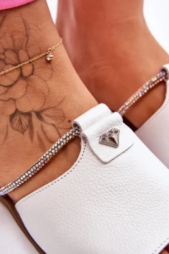 Damskie Klapki Na Płaskim Obcasie Nicole 2806/009 Białe