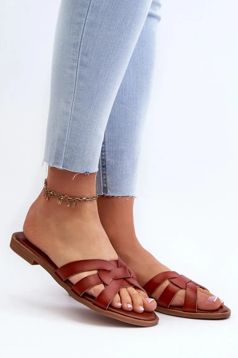 Damskie Klapki Na Płaskim Obcasie Z Eko Skóry Brązowe Rosalini