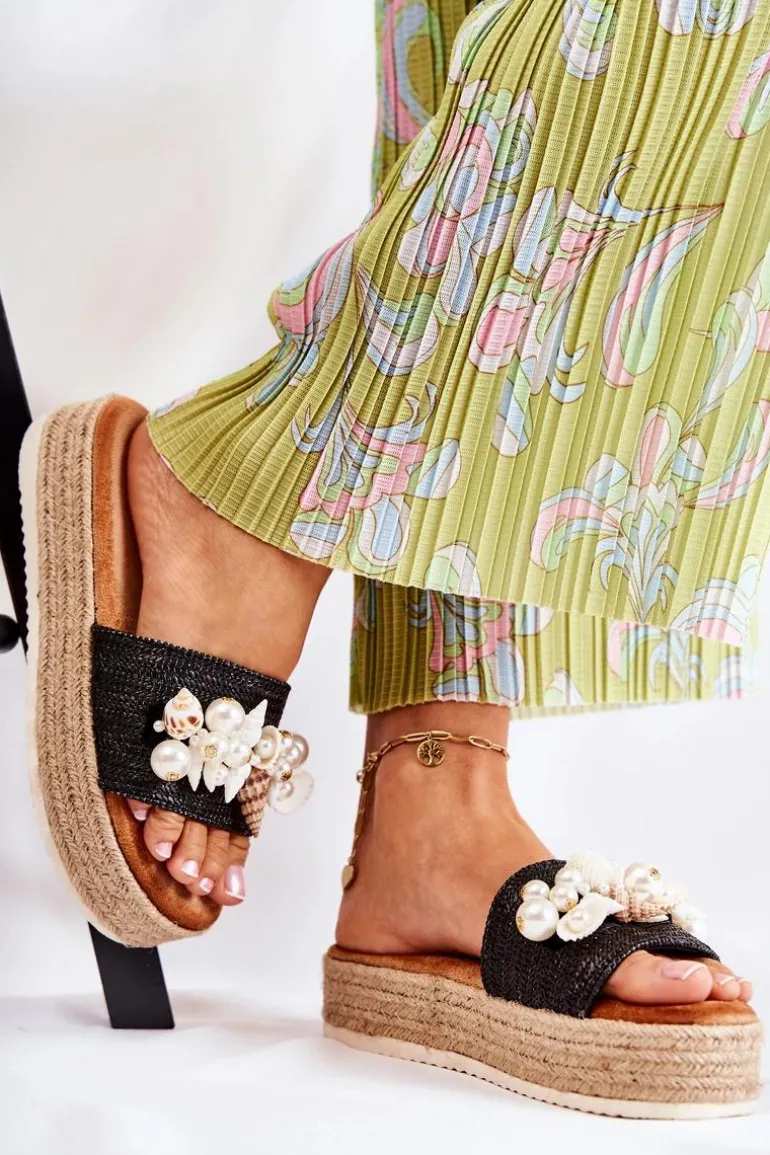 Damskie Klapki Na Platformie Z Muszelkami Czarne Tolia