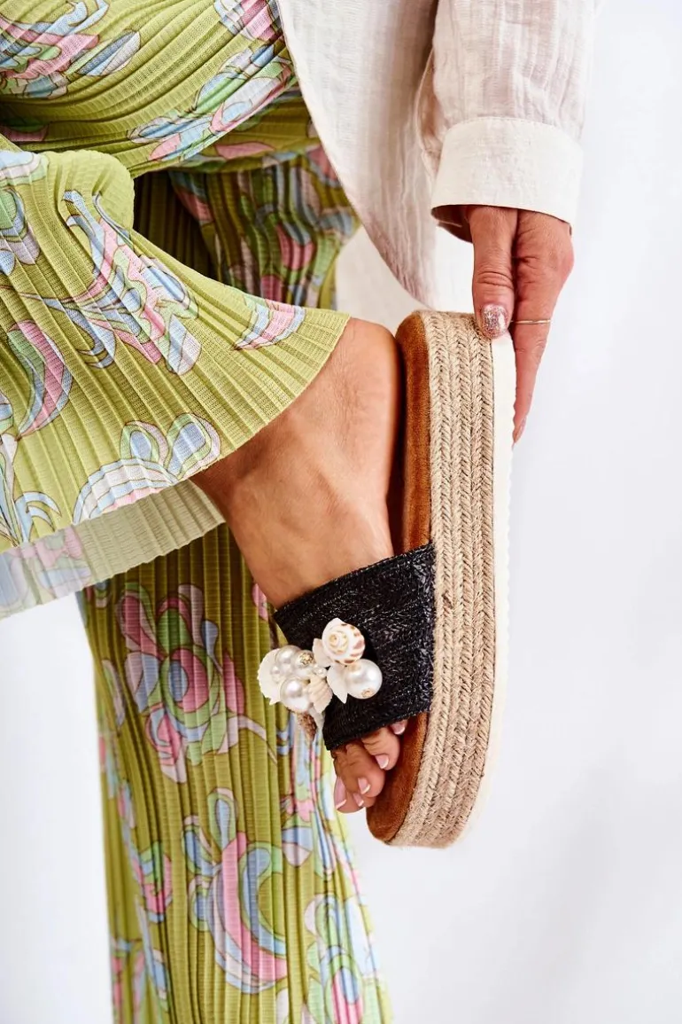 Damskie Klapki Na Platformie Z Muszelkami Czarne Tolia