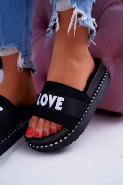 Damskie Klapki Na Platformie Z Dżetami Love Czarne MoreLove