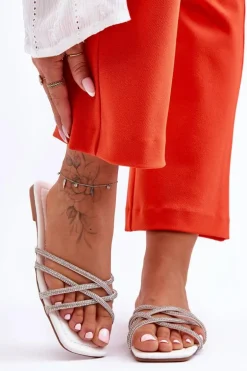 Damskie Klapki Z Paseczkami I Dżetami Białe Leomi