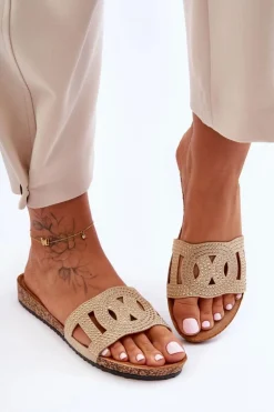 Damskie Klapki Zdobione Ćwiekami Beżowe Evelins