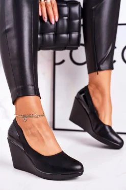 Damskie Klasyczne Czółenka Na Koturnie Lakierowane Czarne Ivonne