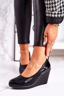 Damskie Klasyczne Czółenka Na Koturnie Lakierowane Czarne Ivonne