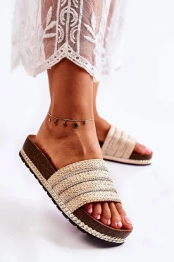 Damskie Klasyczne Klapki Z Łańcuszkiem Beżowe Maddy