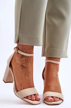 Damskie Klasyczne Zamszowe Sandały Beżowe Passo