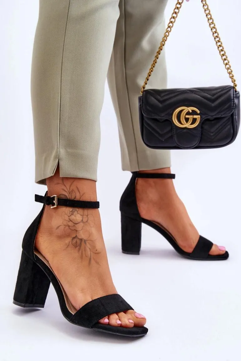 Damskie Klasyczne Zamszowe Sandały Czarne Passo