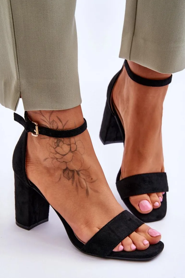 Damskie Klasyczne Zamszowe Sandały Czarne Passo