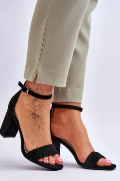 Damskie Klasyczne Zamszowe Sandały Czarne Passo