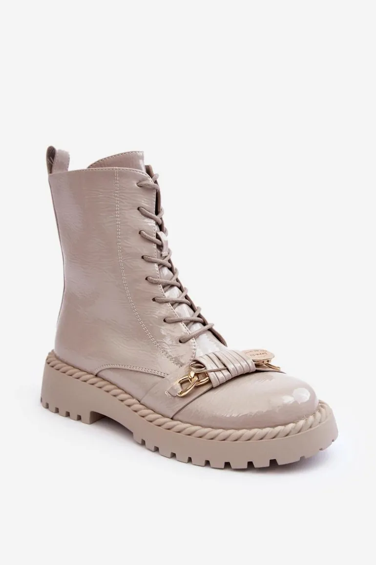 Damskie Lakierowane Botki Workery Z Ozdobą D&A MR870-67 Jasnoszare