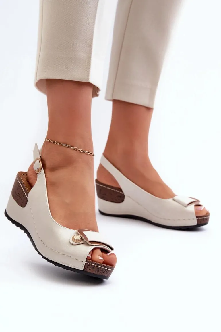 Damskie Lekkie Sandały Na Koturnie Comfort Shoes Srebrne Efravia